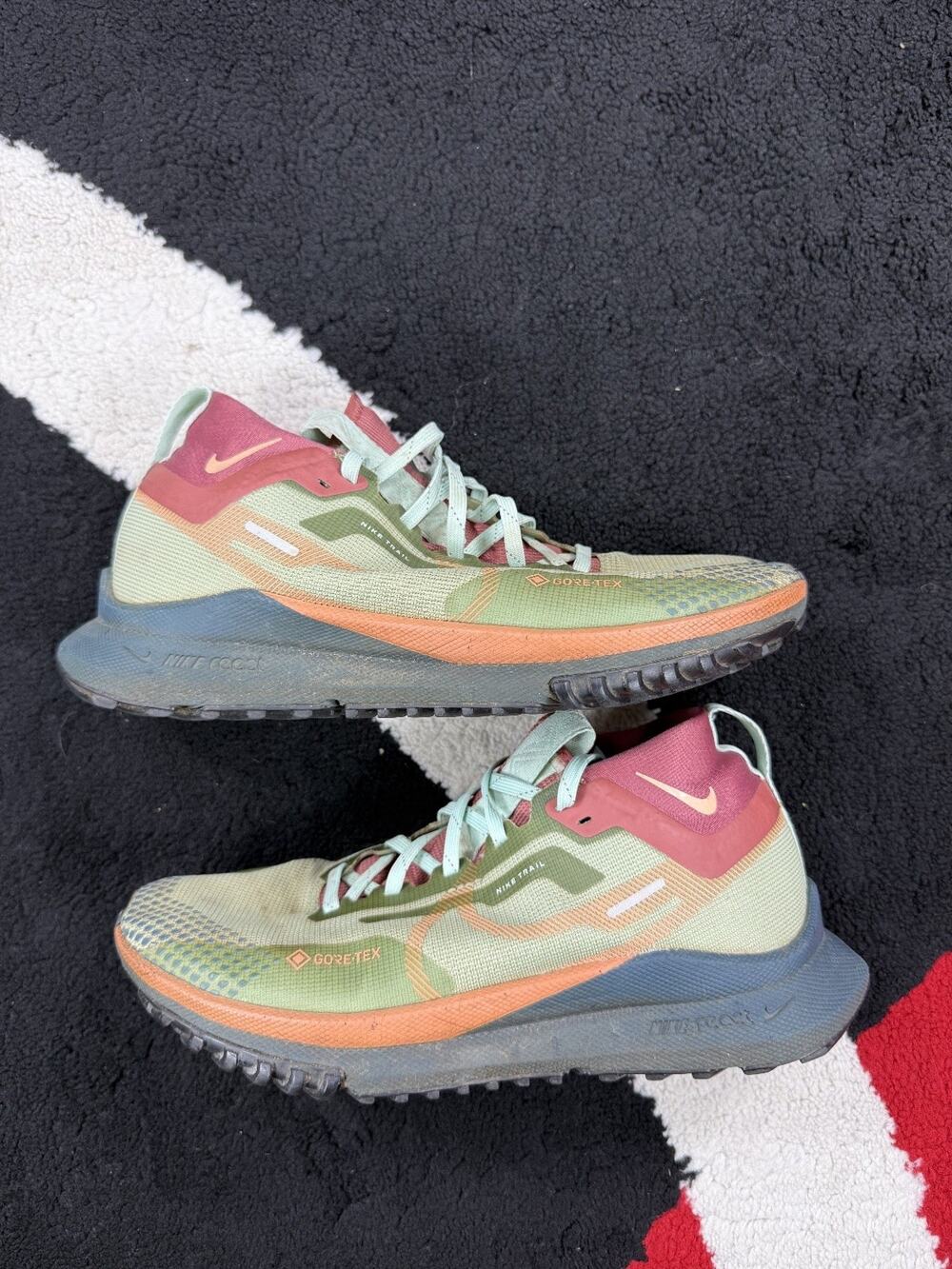 Nike React Pegasus Trail 4 Women's Size 6 Gore Tex Waterproof Shoes